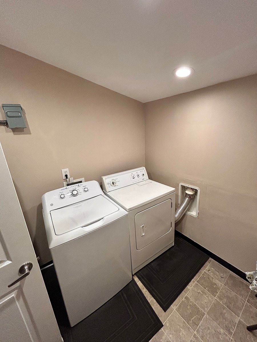 Furnished Finder property 1049869_1 photo 33