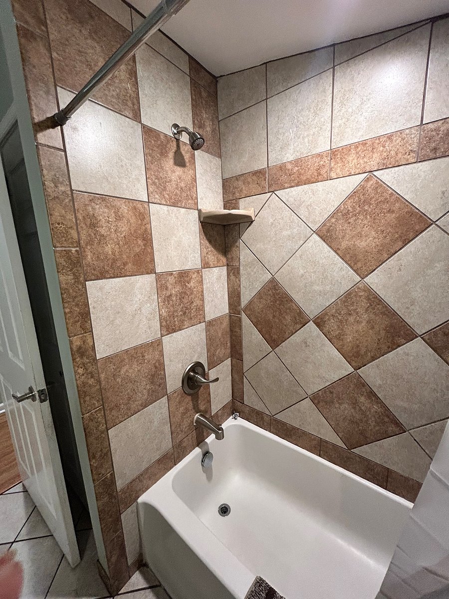 Furnished Finder property 1049869_1 photo 35