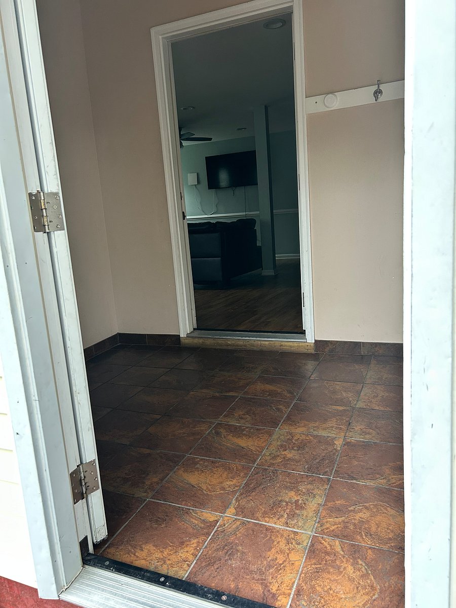Furnished Finder property 1049869_1 photo 31