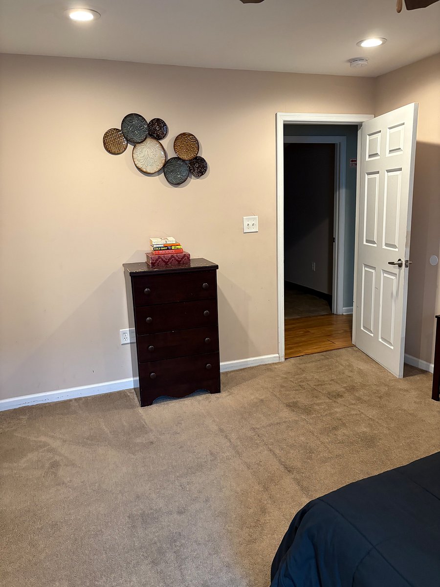Furnished Finder property 1049869_1 photo 18