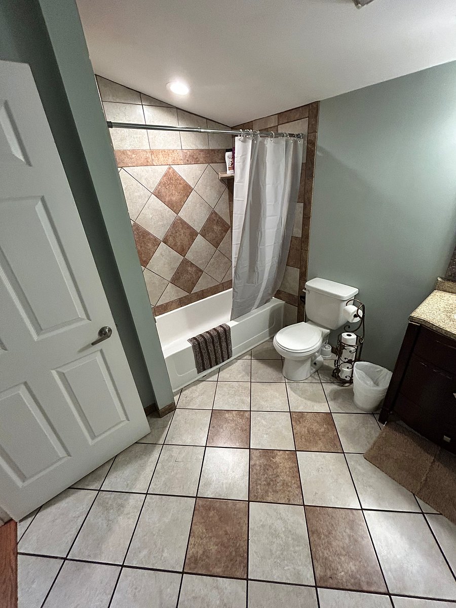 Furnished Finder property 1049869_1 photo 37