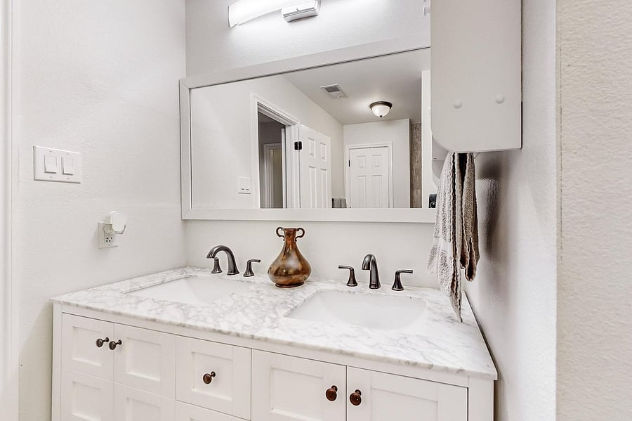 Furnished Finder property 1049874_1 photo 13