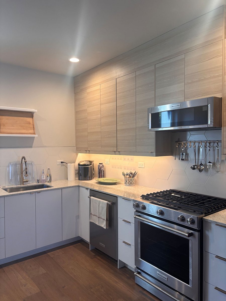 Furnished Finder property 1049885_1 photo 3