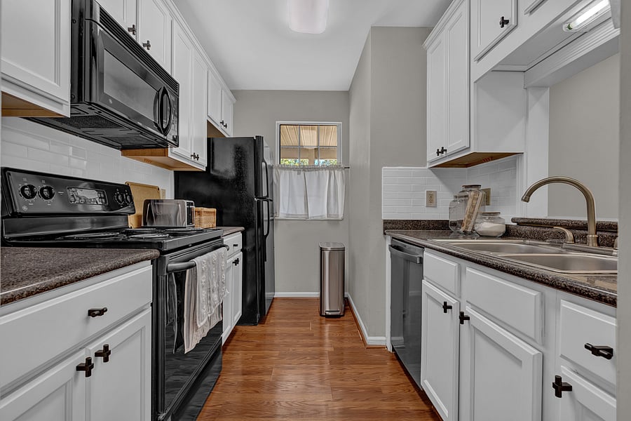 Furnished Finder property 1049895_1 photo 6