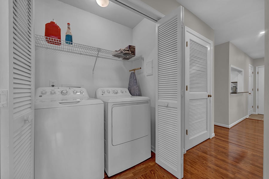 Furnished Finder property 1049895_1 photo 10
