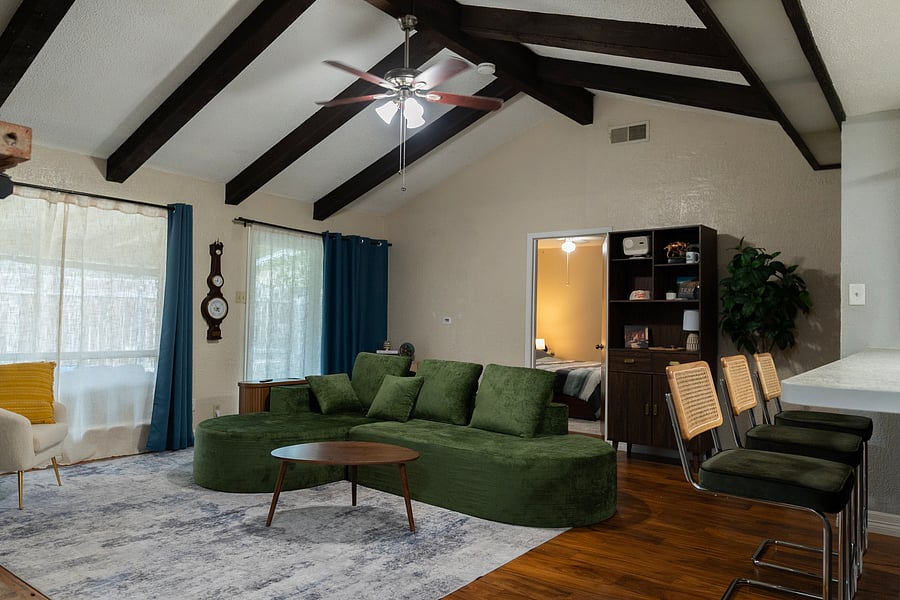 Furnished Finder property 1049899_1 photo 1