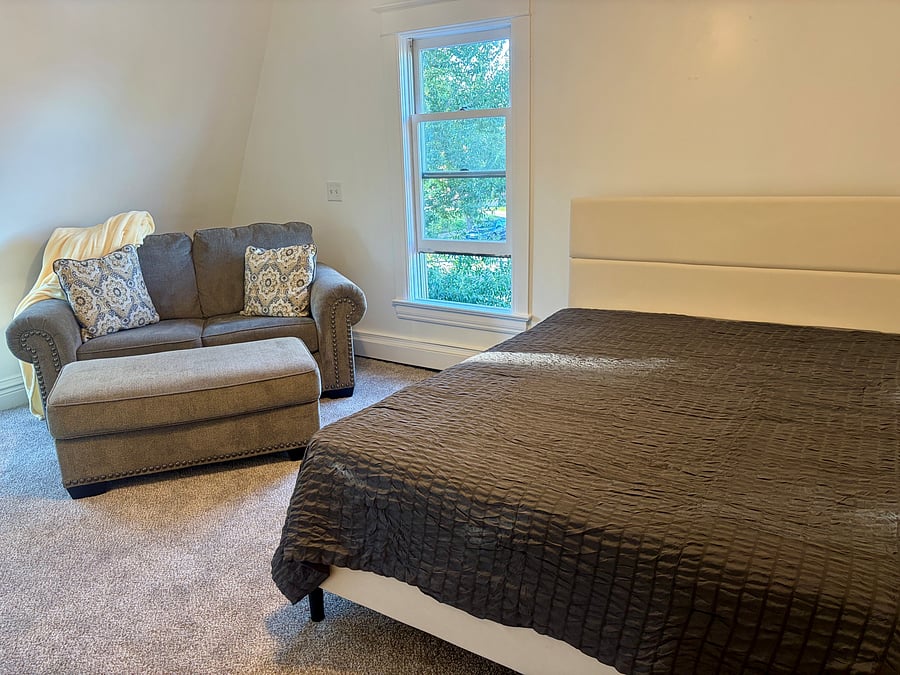 Furnished Finder property 1049905_1 photo 22