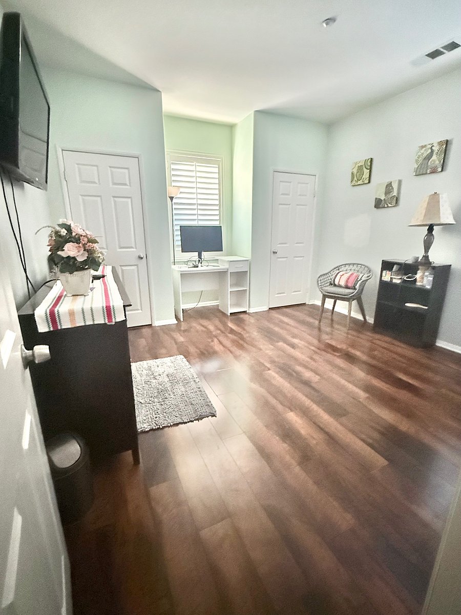 Furnished Finder property 1049910_1 photo 8