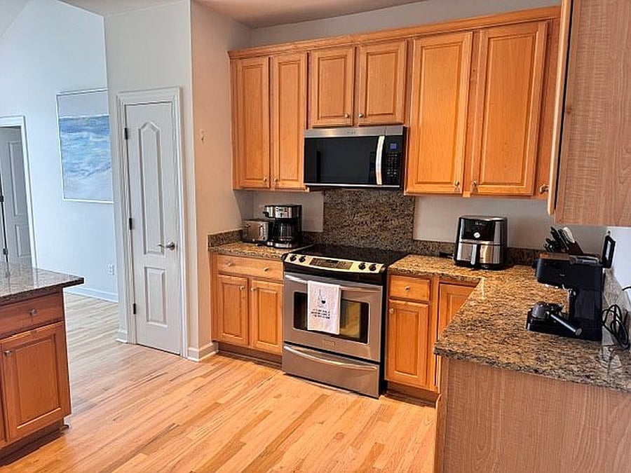 Furnished Finder property 1049929_1 photo 9
