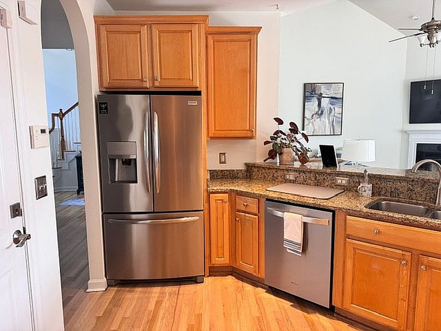 Furnished Finder property 1049929_1 photo 11
