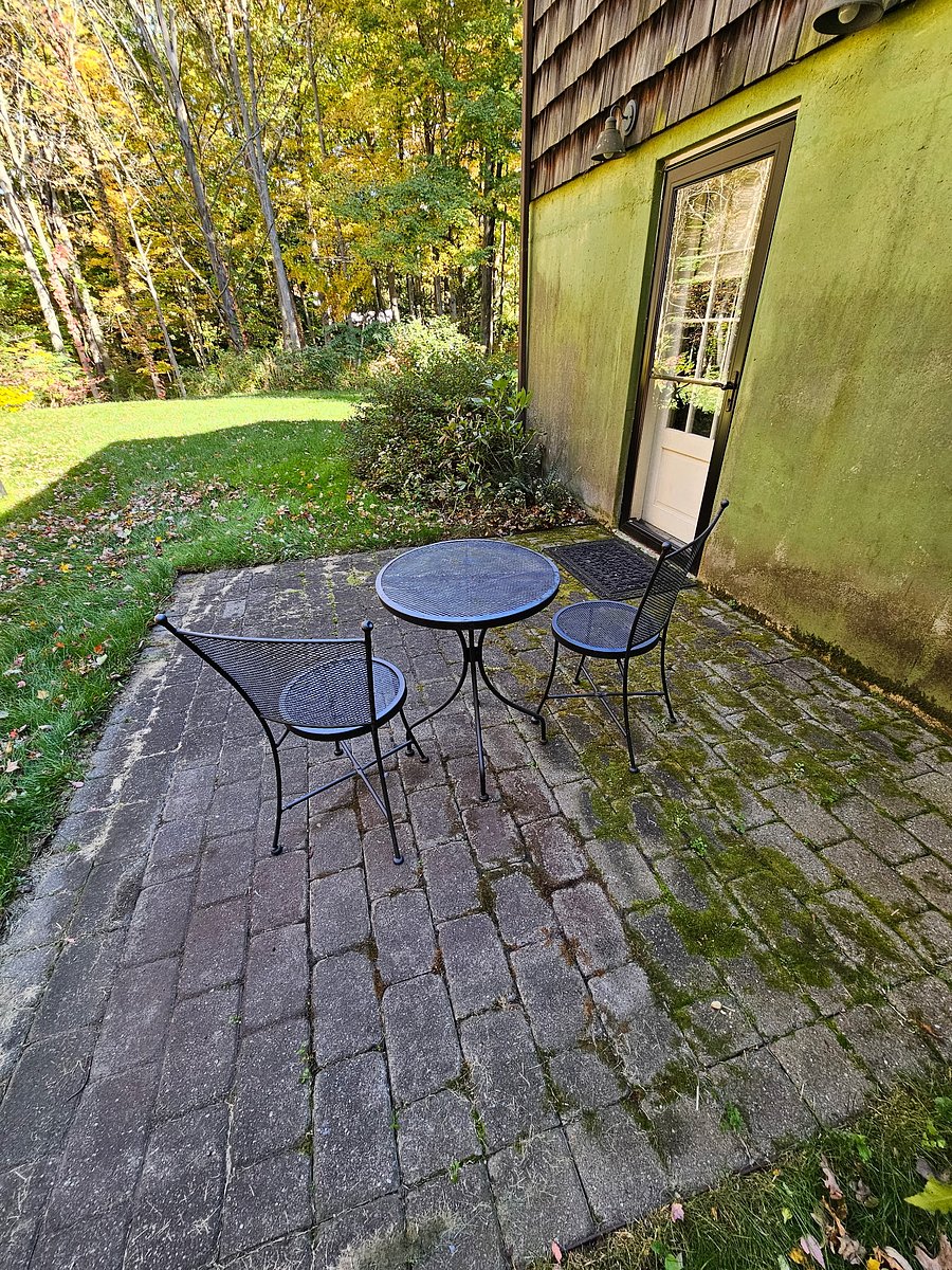 Furnished Finder property 1049932_1 photo 11