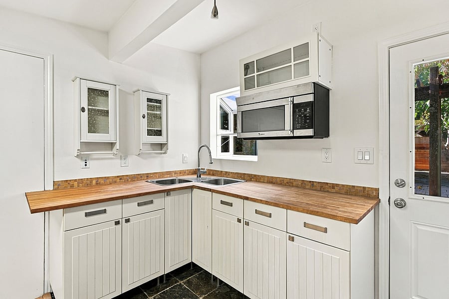 Furnished Finder property 1049943_1 photo 12