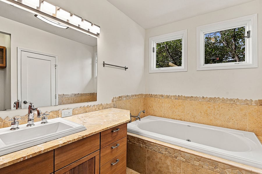 Furnished Finder property 1049943_1 photo 23