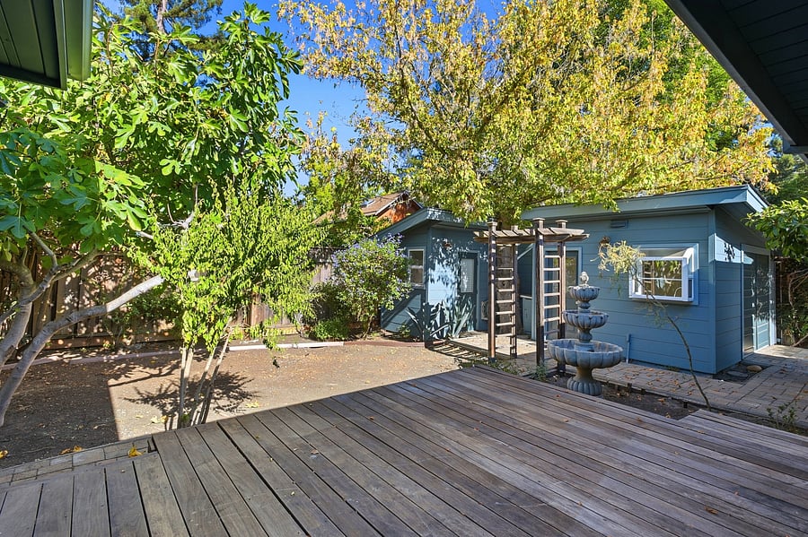 Furnished Finder property 1049943_1 photo 26