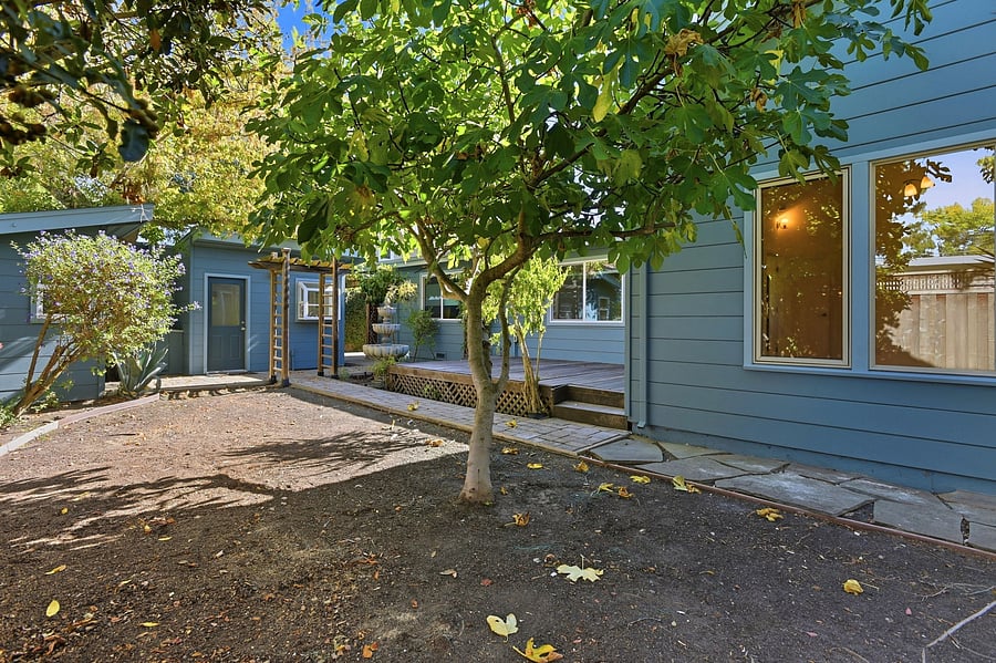 Furnished Finder property 1049943_1 photo 31