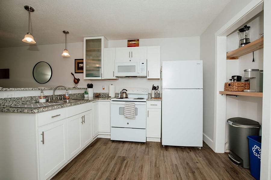 Furnished Finder property 1049944_1 photo 9