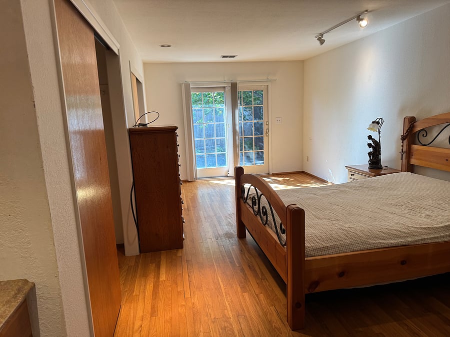 Furnished Finder property 1049952_1 photo 42