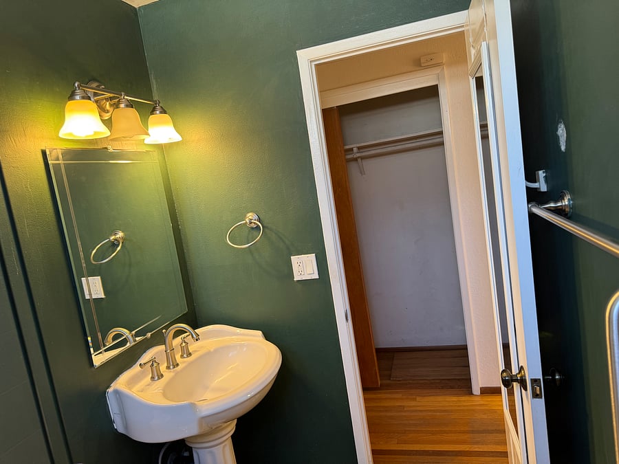 Furnished Finder property 1049952_1 photo 35