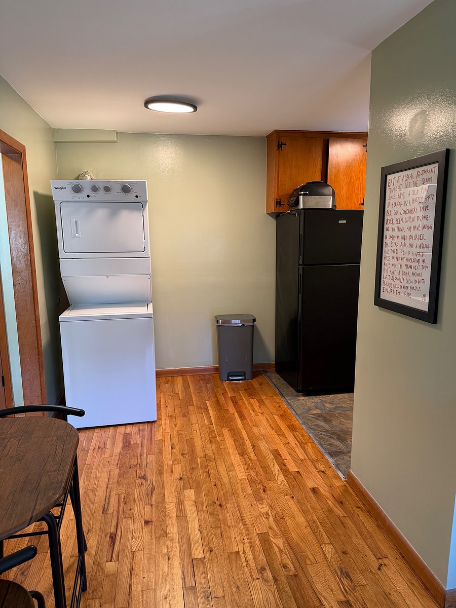 Furnished Finder property 1049953_1 photo 9