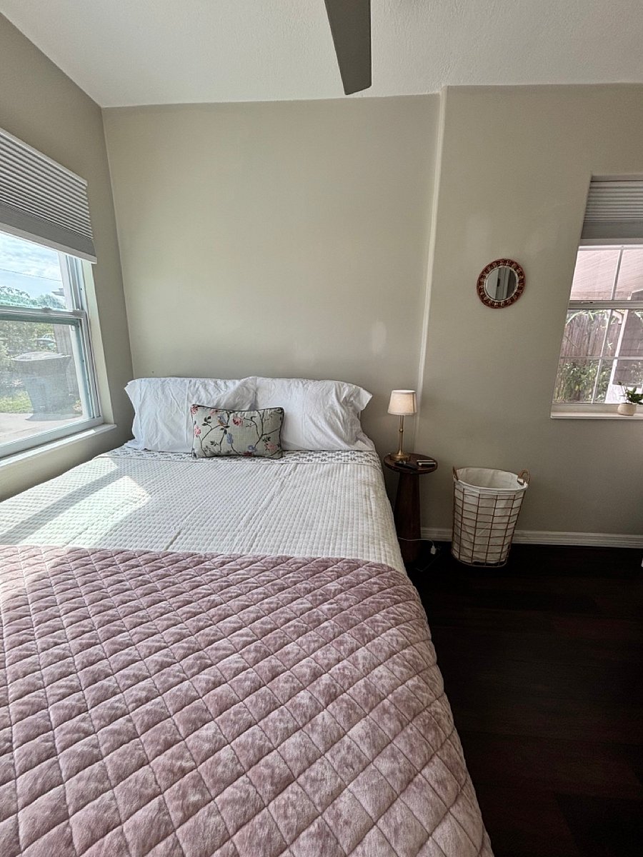 Furnished Finder property 1049960_1 photo 10