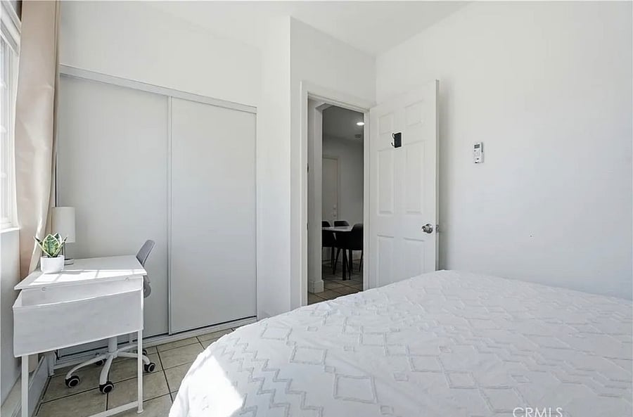 Furnished Finder property 1049964_1 photo 11