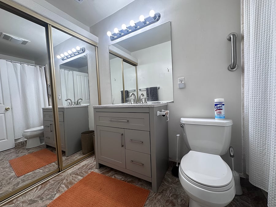 Furnished Finder property 1049973_1 photo 11