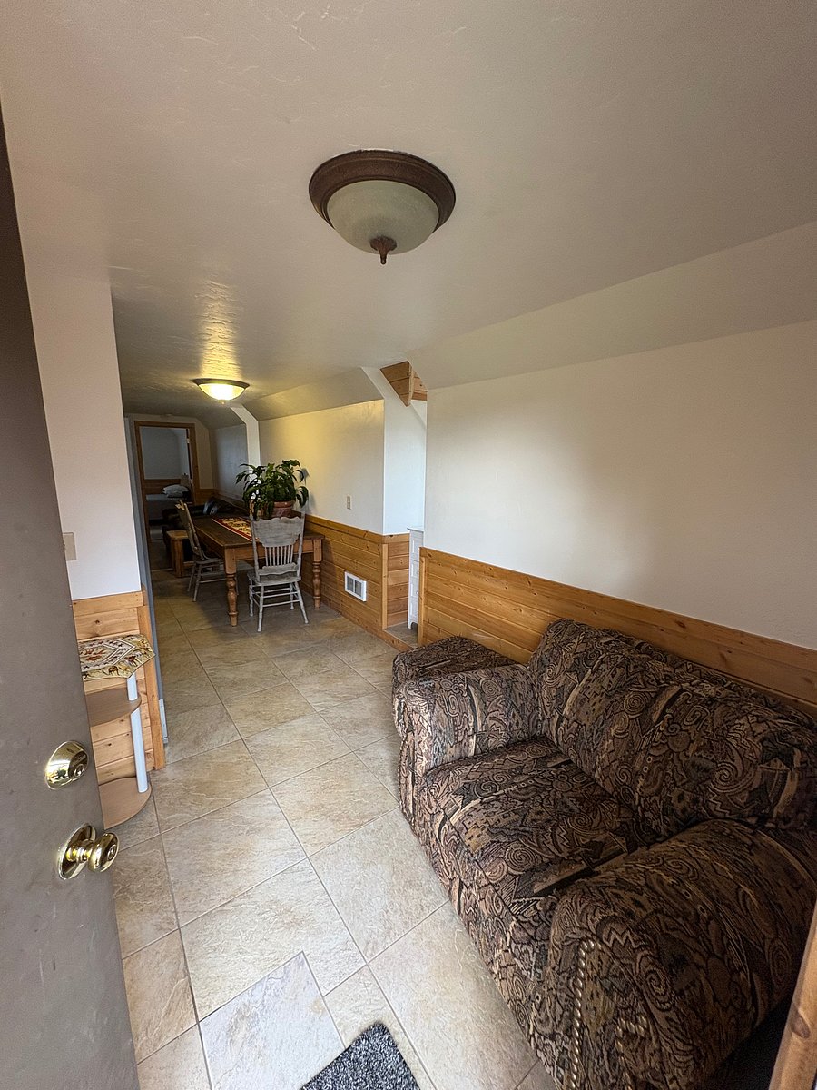 Furnished Finder property 1049986_1 photo 2
