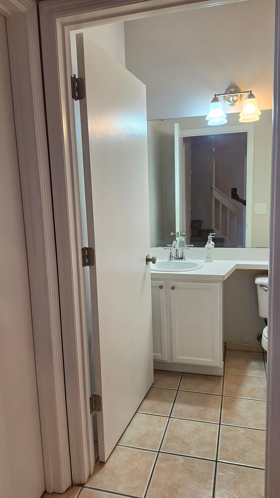 Furnished Finder property 1050013_1 photo 12