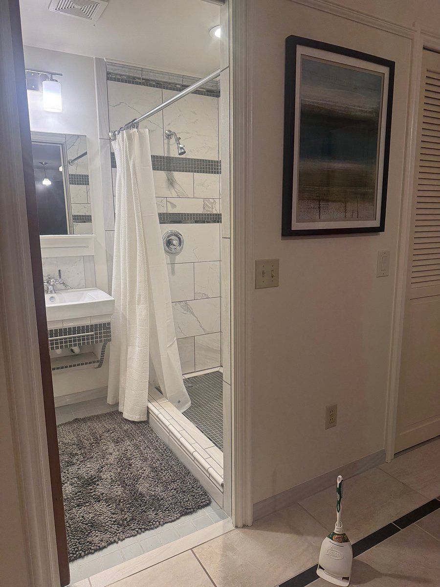 Furnished Finder property 1050016_1 photo 2