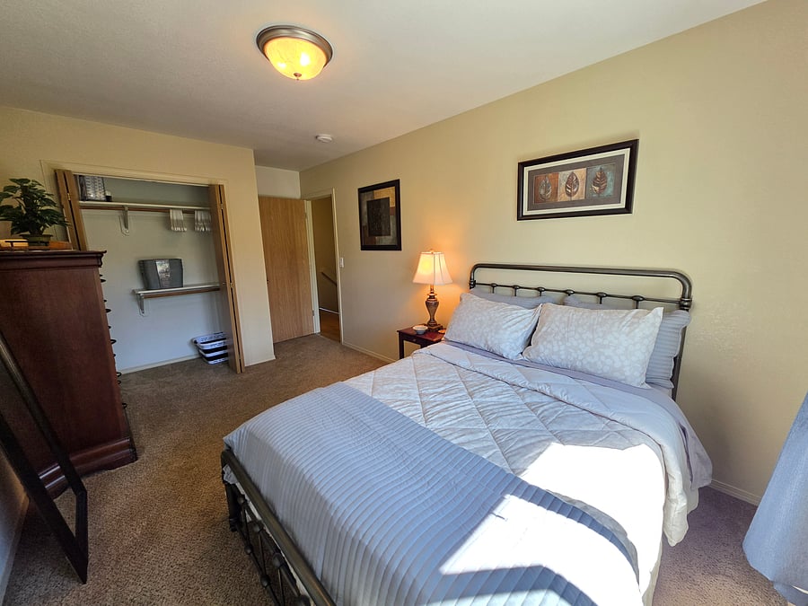 Furnished Finder property 1050025_1 photo 59
