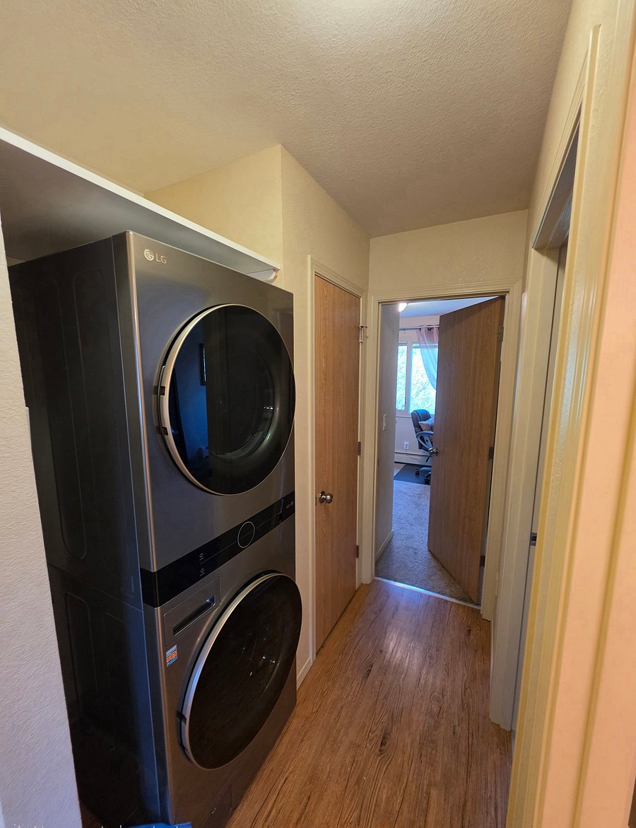 Furnished Finder property 1050025_1 photo 28