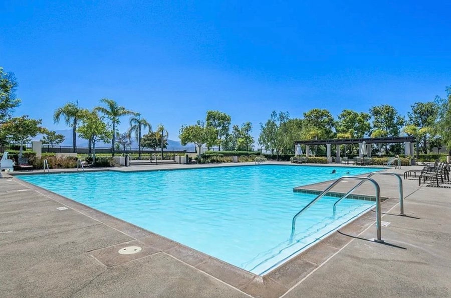 Furnished Finder property 1050026_1 photo 1