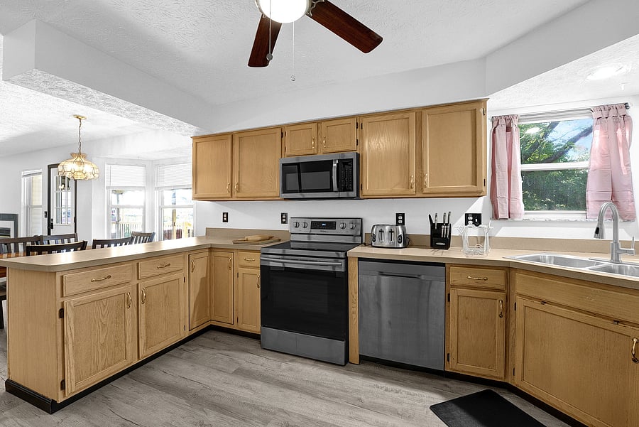Furnished Finder property 1050029_1 photo 3