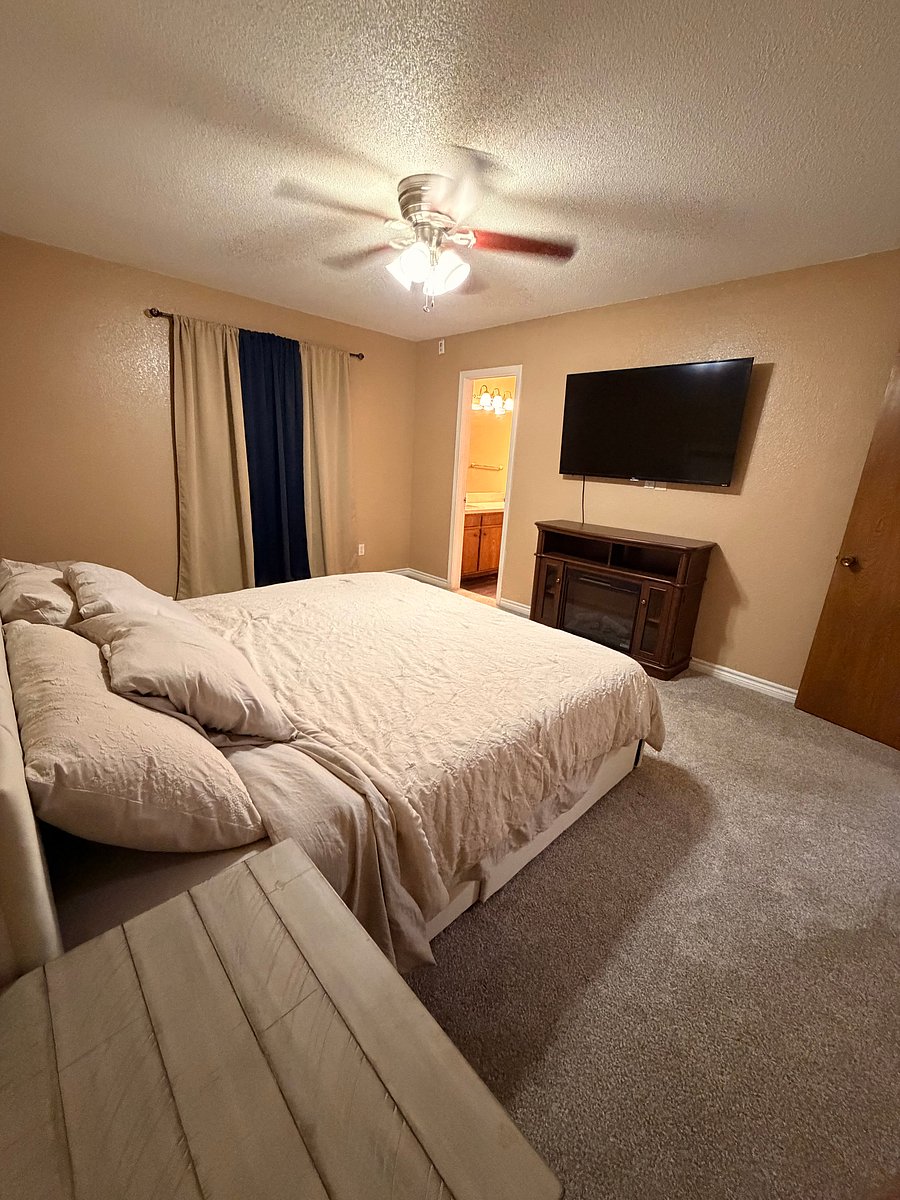 Furnished Finder property 1050035_1 photo 12