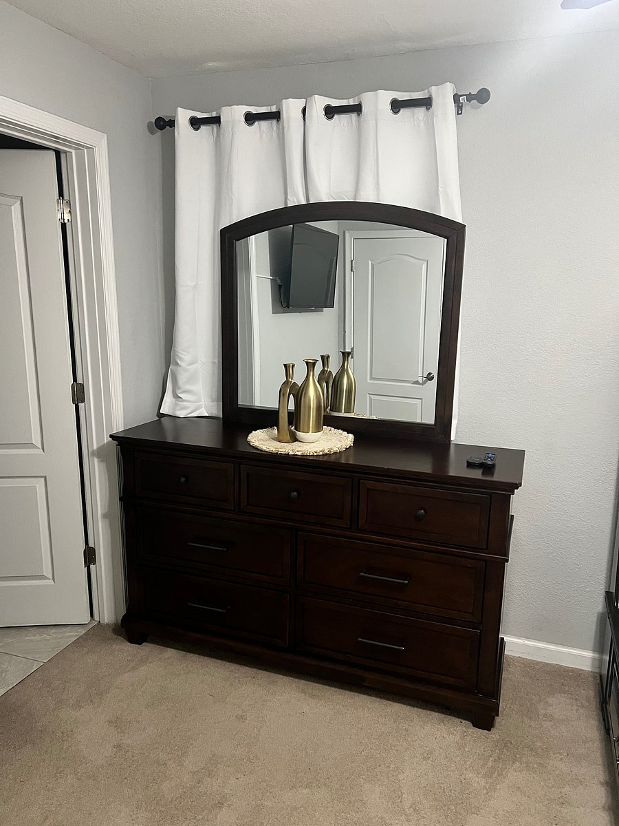 Furnished Finder property 1050044_1 photo 29