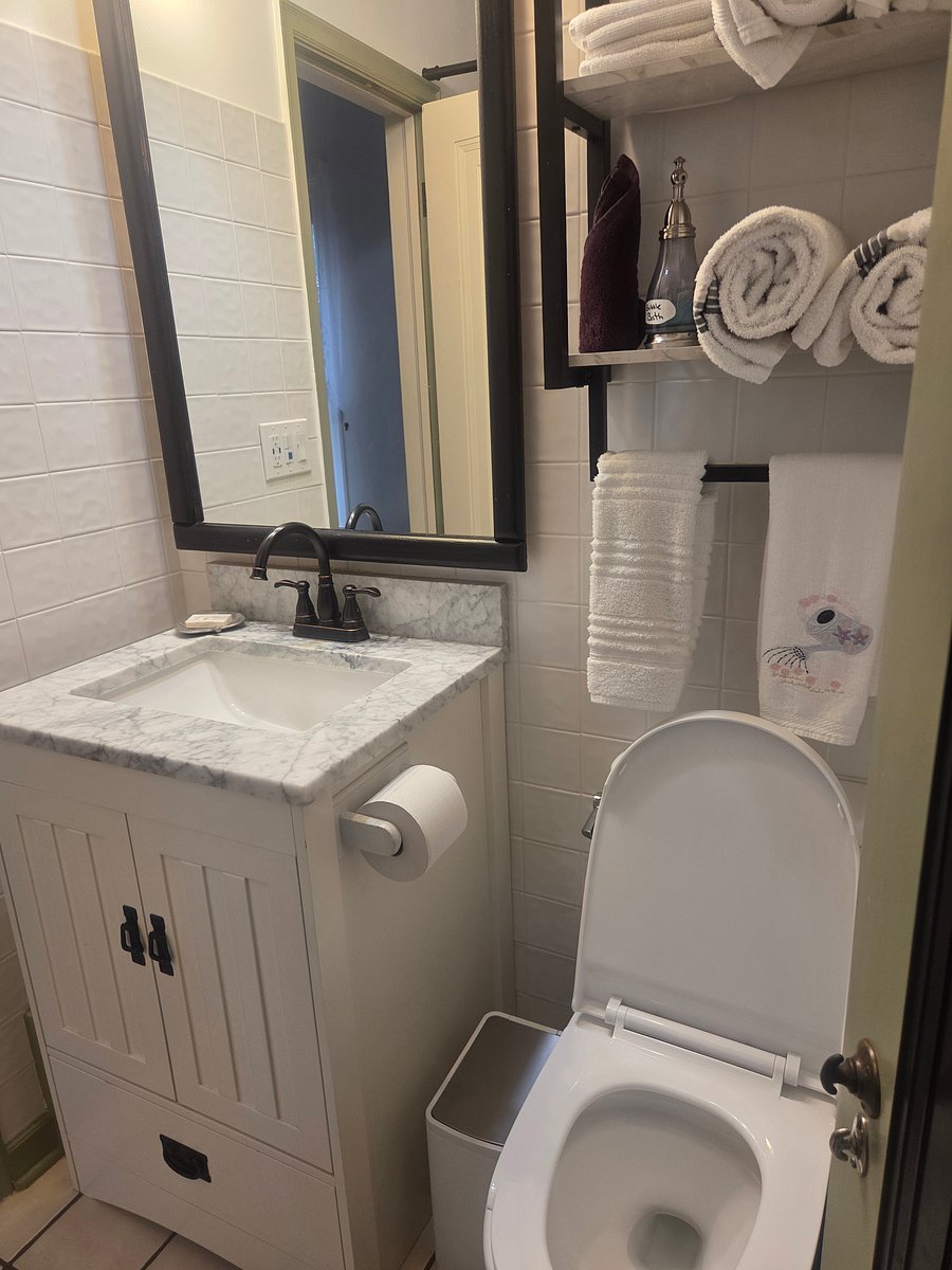 Furnished Finder property 1050052_1 photo 8