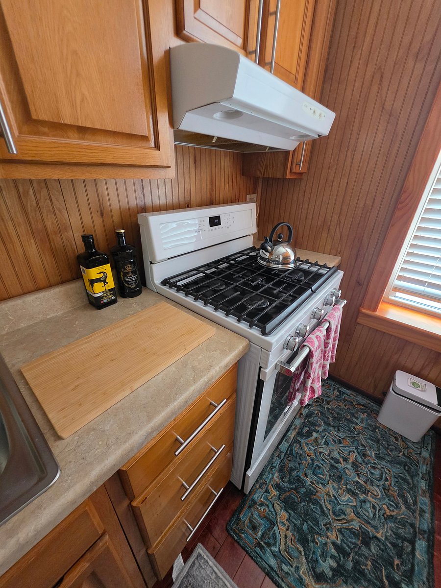 Furnished Finder property 1050063_1 photo 11