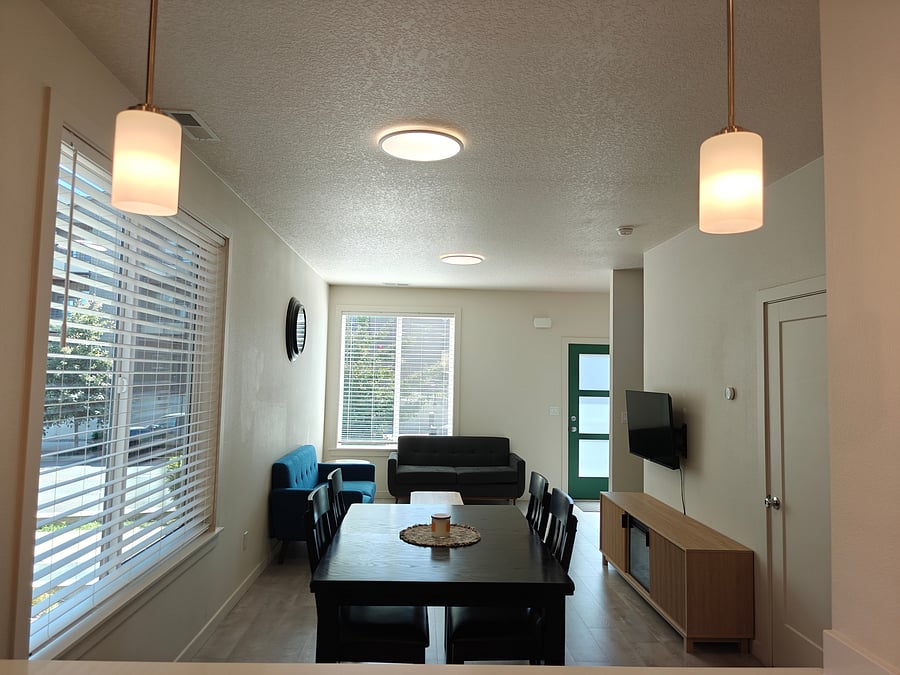 Furnished Finder property 1050105_1 photo 4