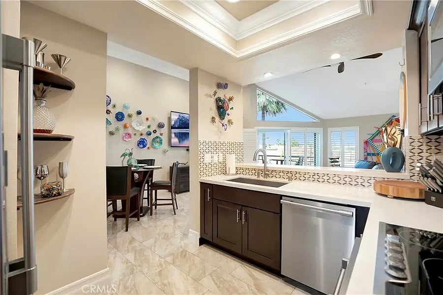 Furnished Finder property 1050112_1 photo 4