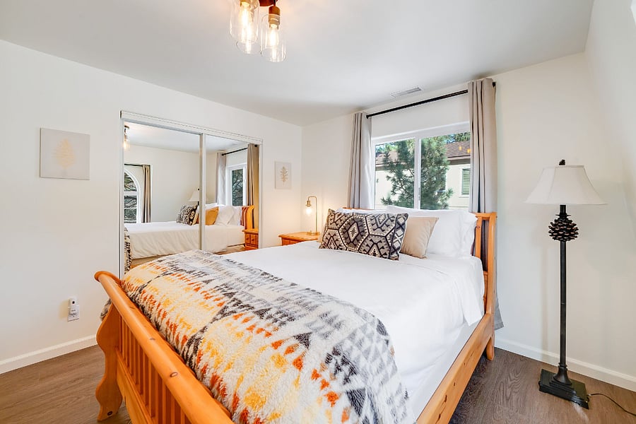 Furnished Finder property 1050121_1 photo 15