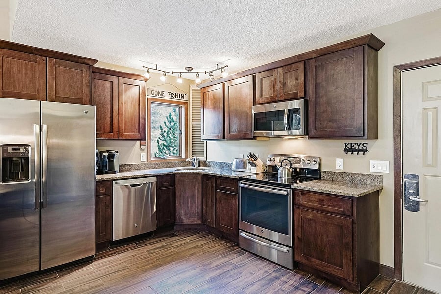 Furnished Finder property 1050132_1 photo 4