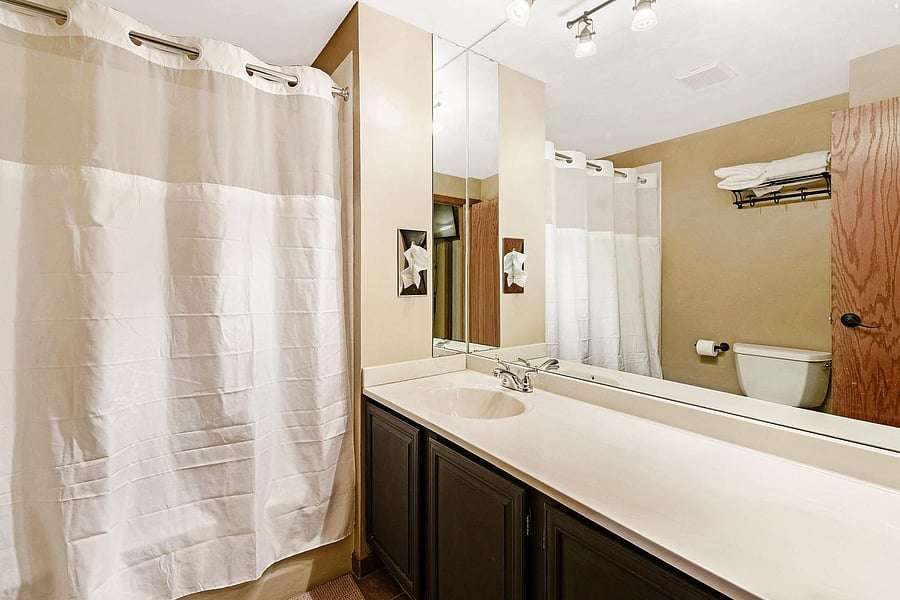 Furnished Finder property 1050132_1 photo 12