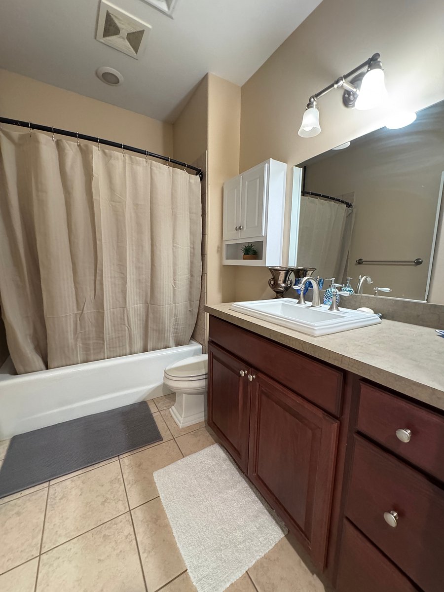 Furnished Finder property 1050144_1 photo 12