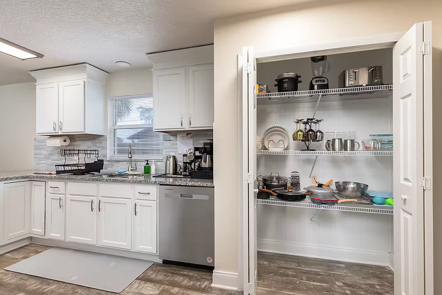 Furnished Finder property 1050161_1 photo 7