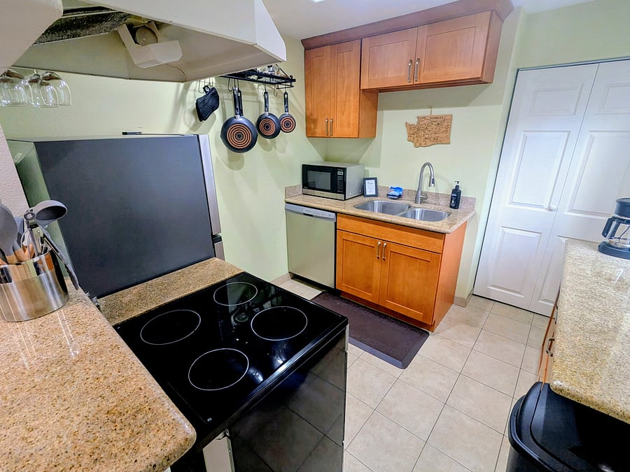Furnished Finder property 1050166_1 photo 2