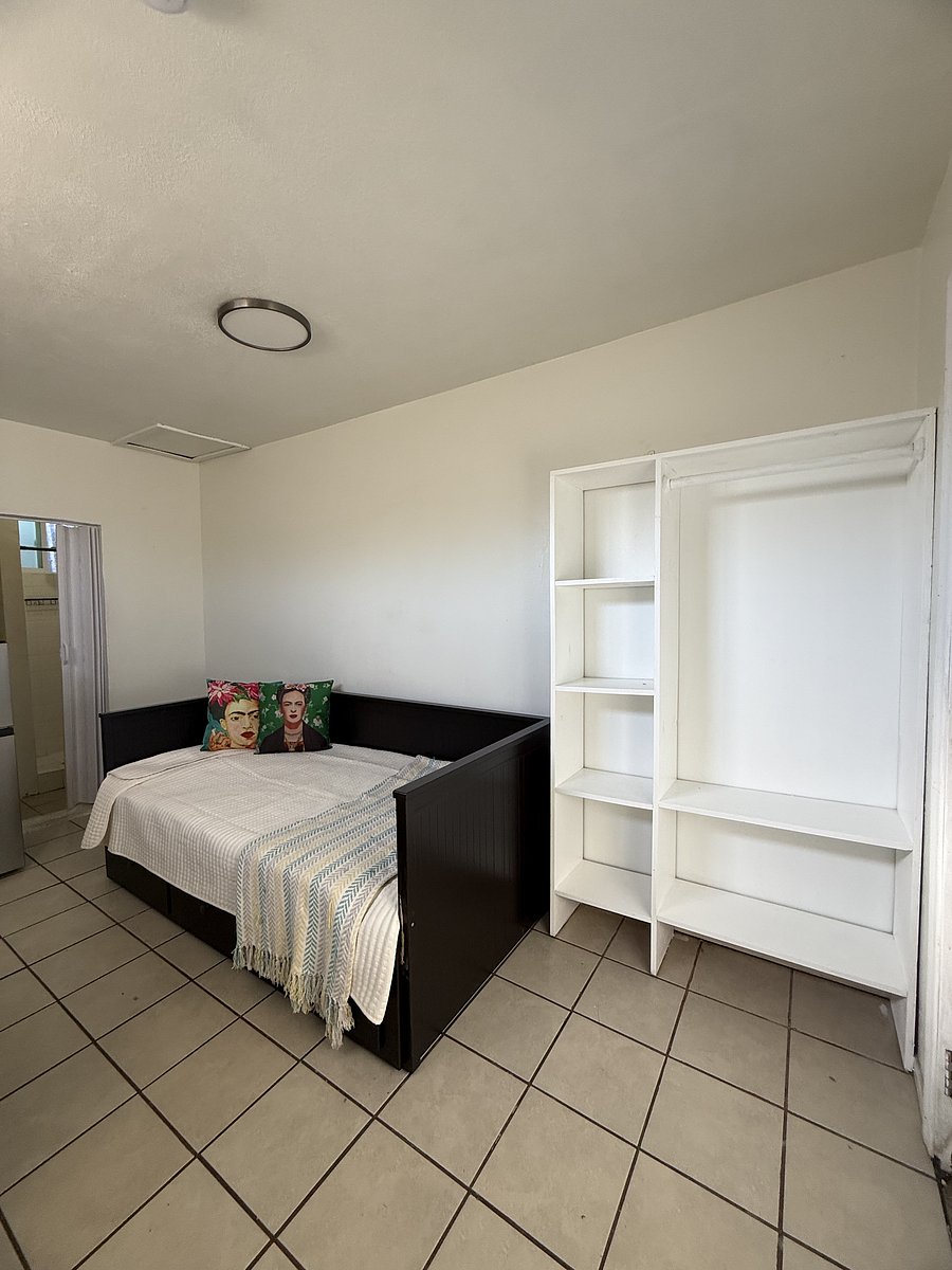 Furnished Finder property 1050167_1 photo 6