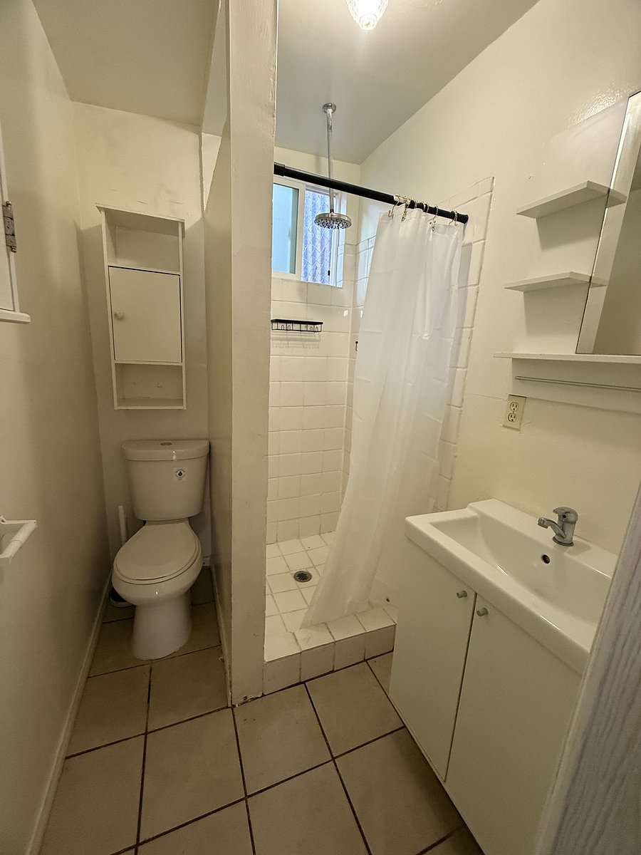 Furnished Finder property 1050167_1 photo 8