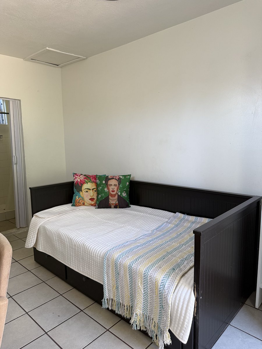 Furnished Finder property 1050167_1 photo 7