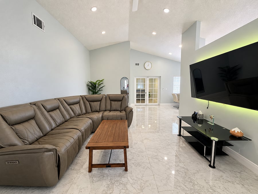 Furnished Finder property 1050173_1 photo 4