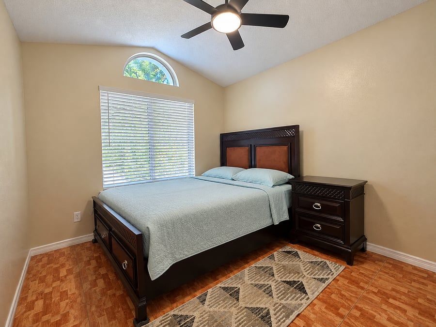 Furnished Finder property 1050173_1 photo 12